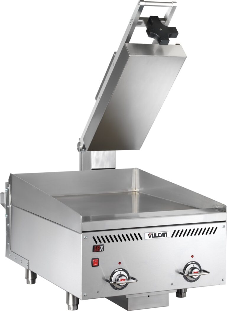 Vulcan VMCS-101 Manual Clamshell Griddle Accessory, installed on Vulcan VCCG24 Heavy Duty Gas Griddles